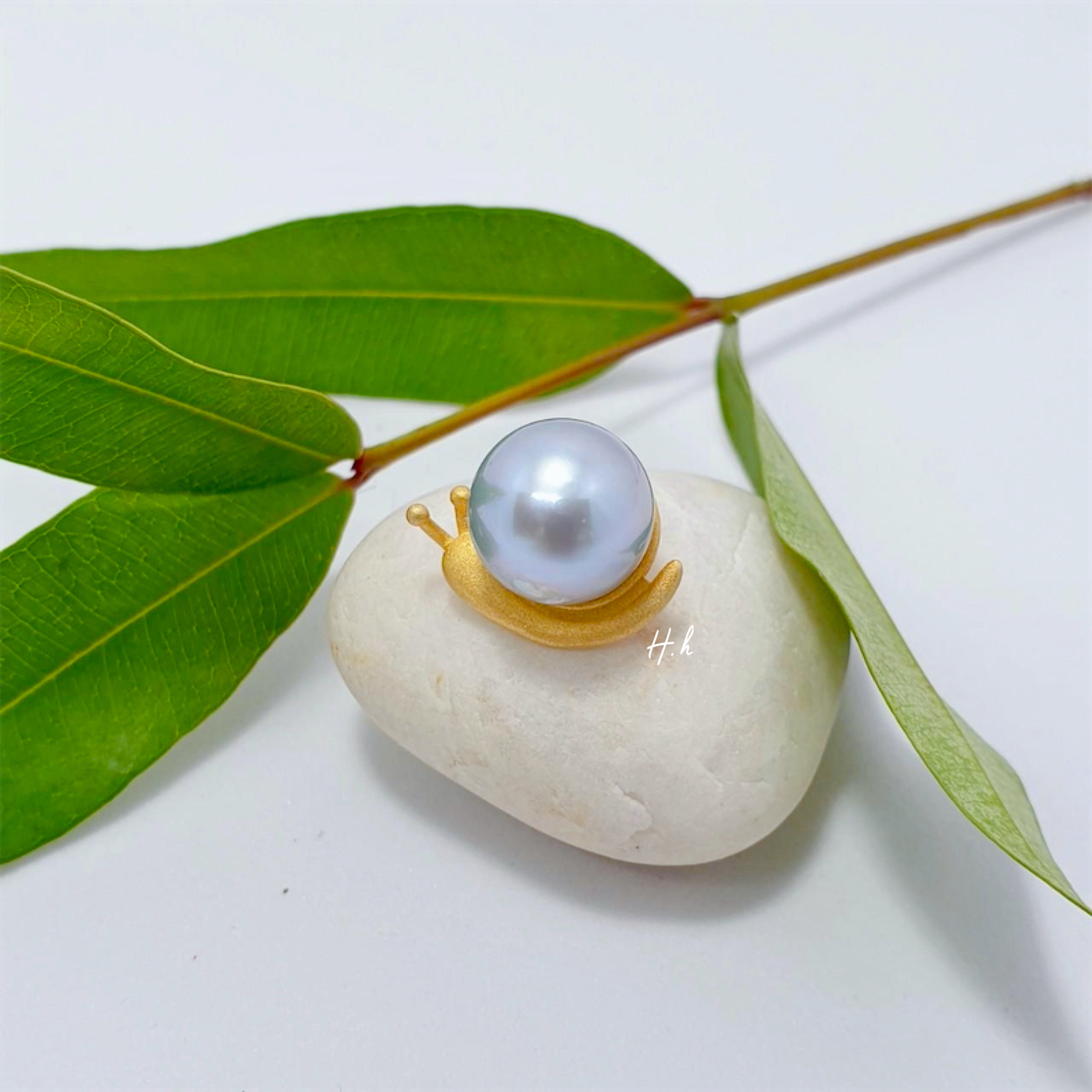 Snail Lab Necklace    (ราคาเฉพาะตัวเรือน)