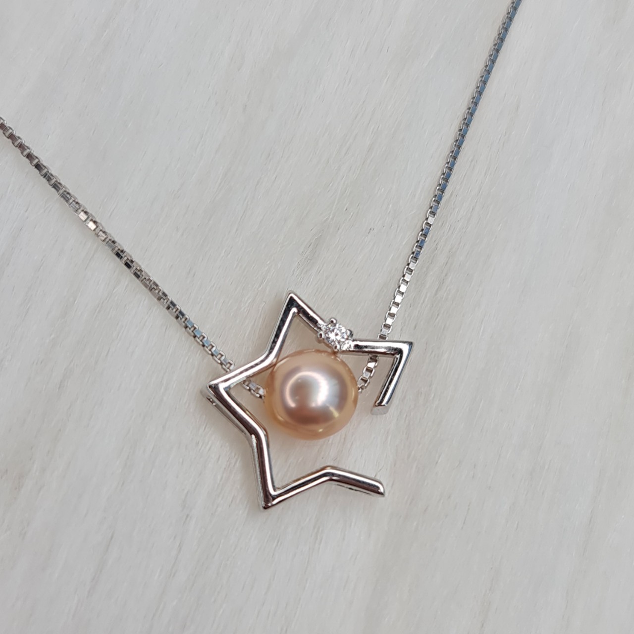 The Star Nacklace