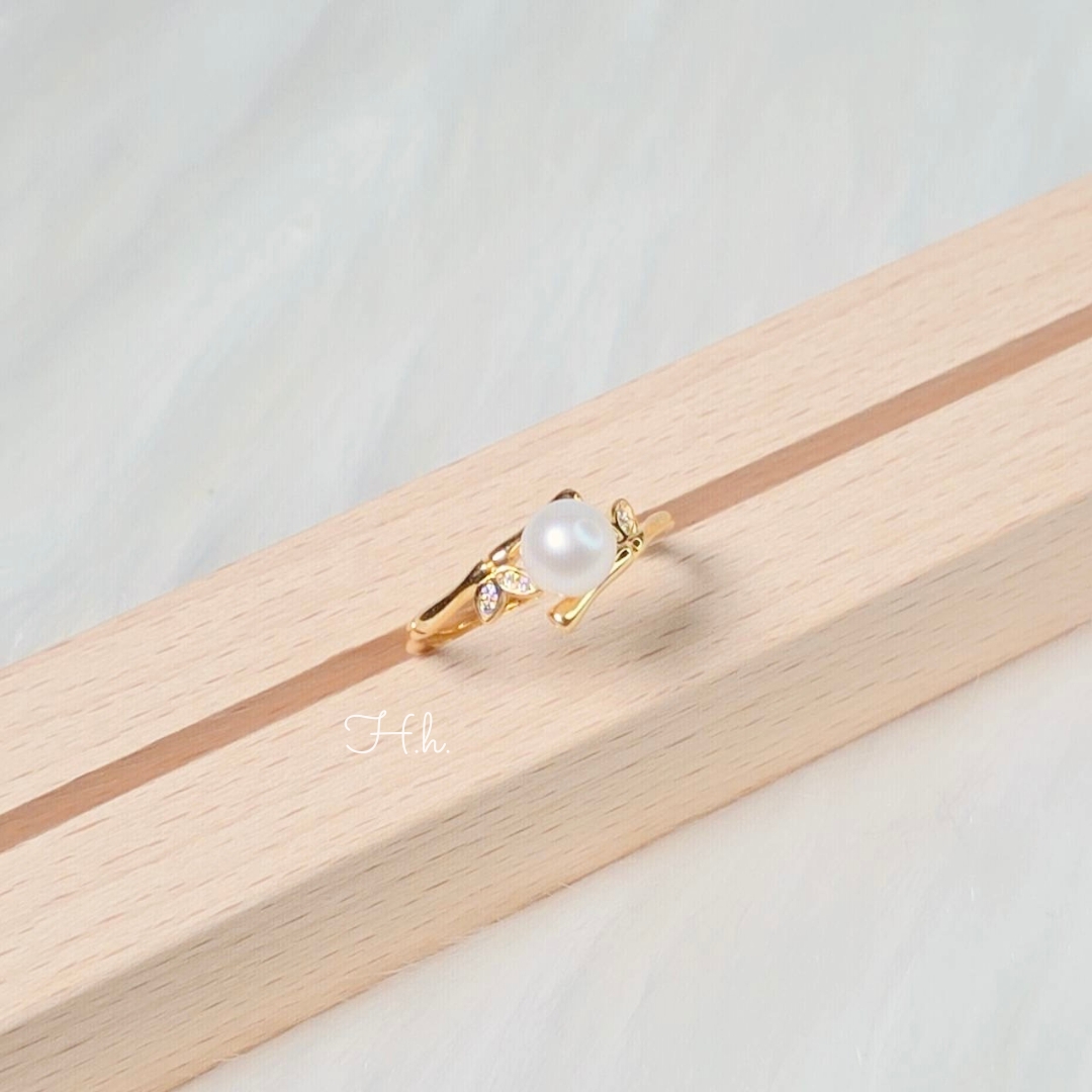 Aura Celeb Ring